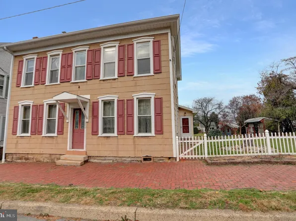 245 W Main St, Elizabethville, PA 17023