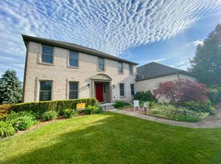9325 Yorkshire Dr, Saline, MI