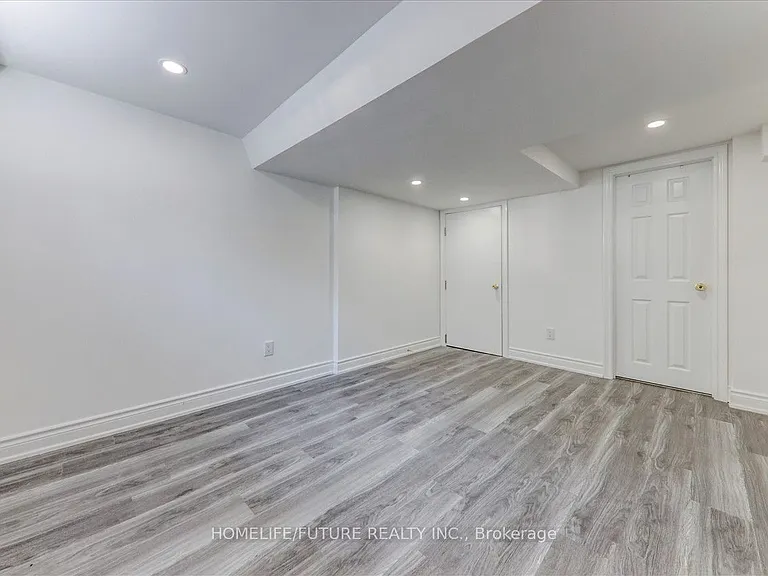 53 Dennett Dr #BASEMENT — Photo 13