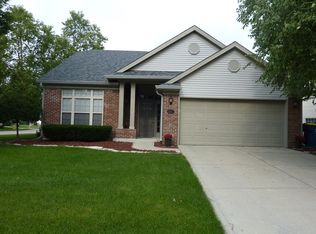 677 Beaverbrook Dr, Carmel, IN 46032