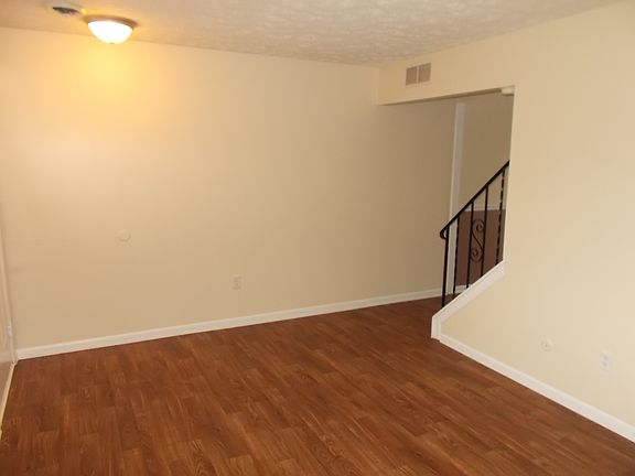 2nd image of 348 Jefferson Ave APT 18