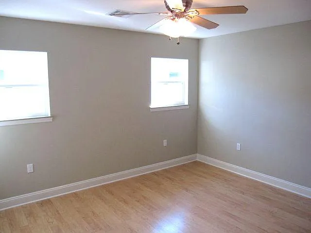 501 Burdette St — Photo 3