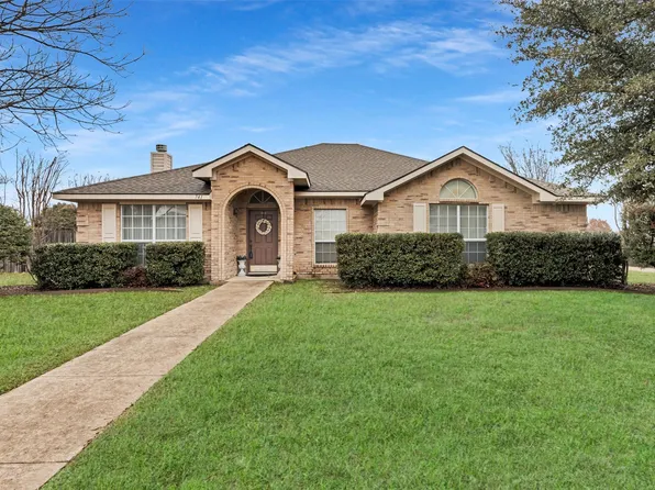 741 Crest Ridge Dr, Midlothian, TX 76065