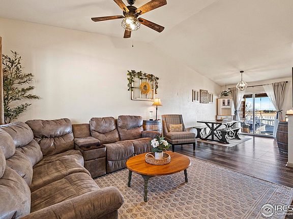5th image of 305 Linden Oaks Dr