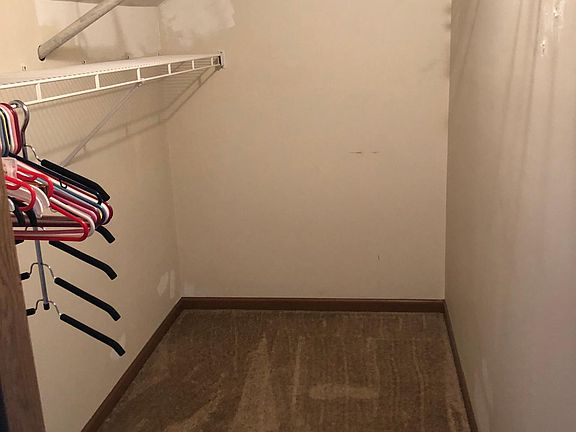Main bedrooms closet