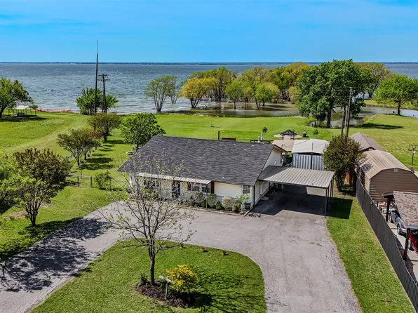 868 Briggs Blvd, East Tawakoni, TX 75472