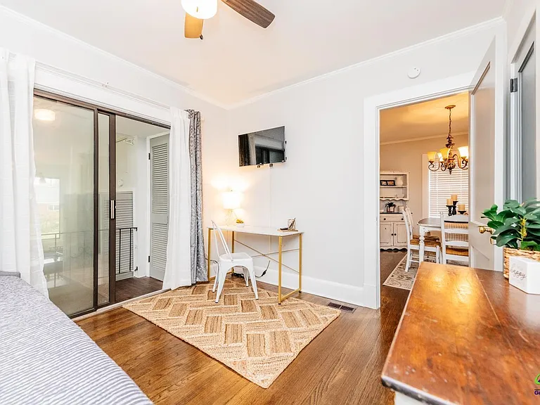 1304 Georgia Ave — Photo 12