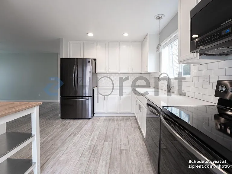 34030 SE Carmichael St — Photo 6