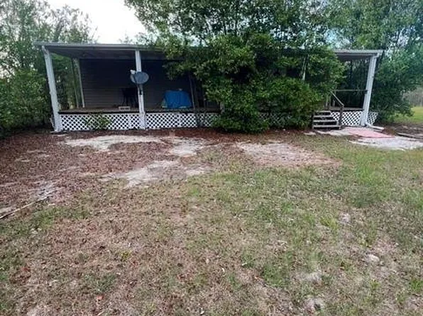 2237 Nora Dr, Blackshear, GA 31516