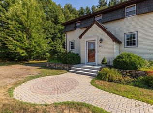 41 Meredith Rd, Tewksbury, MA 01876