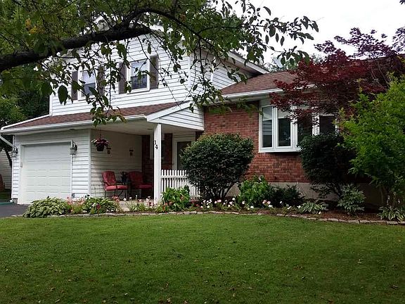 2nd image of 14 Vista Ln