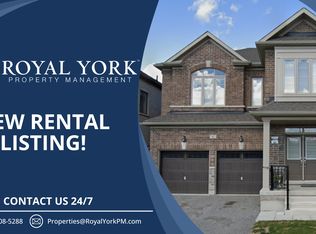 42 Ogston Cres #2, Whitby, ON L1P0G9