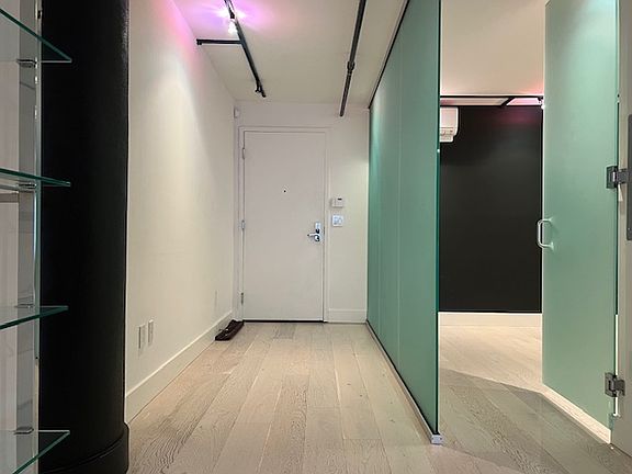 5th image of 1875 Mission St APT 203