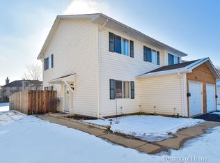 528 Alton Ct, Carol Stream, IL 60188