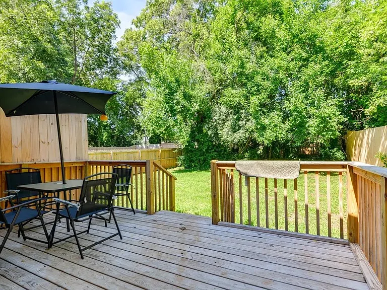 1237 Fairmont St — Photo 22
