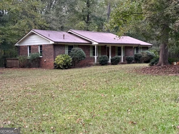 124 Deerwood Cir, Griffin, GA 30223