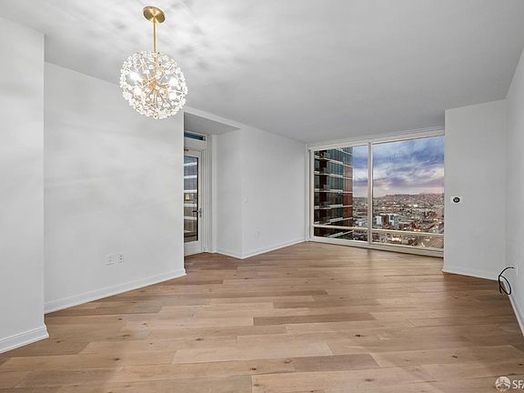 4th image of 401 Harrison St APT 31G
