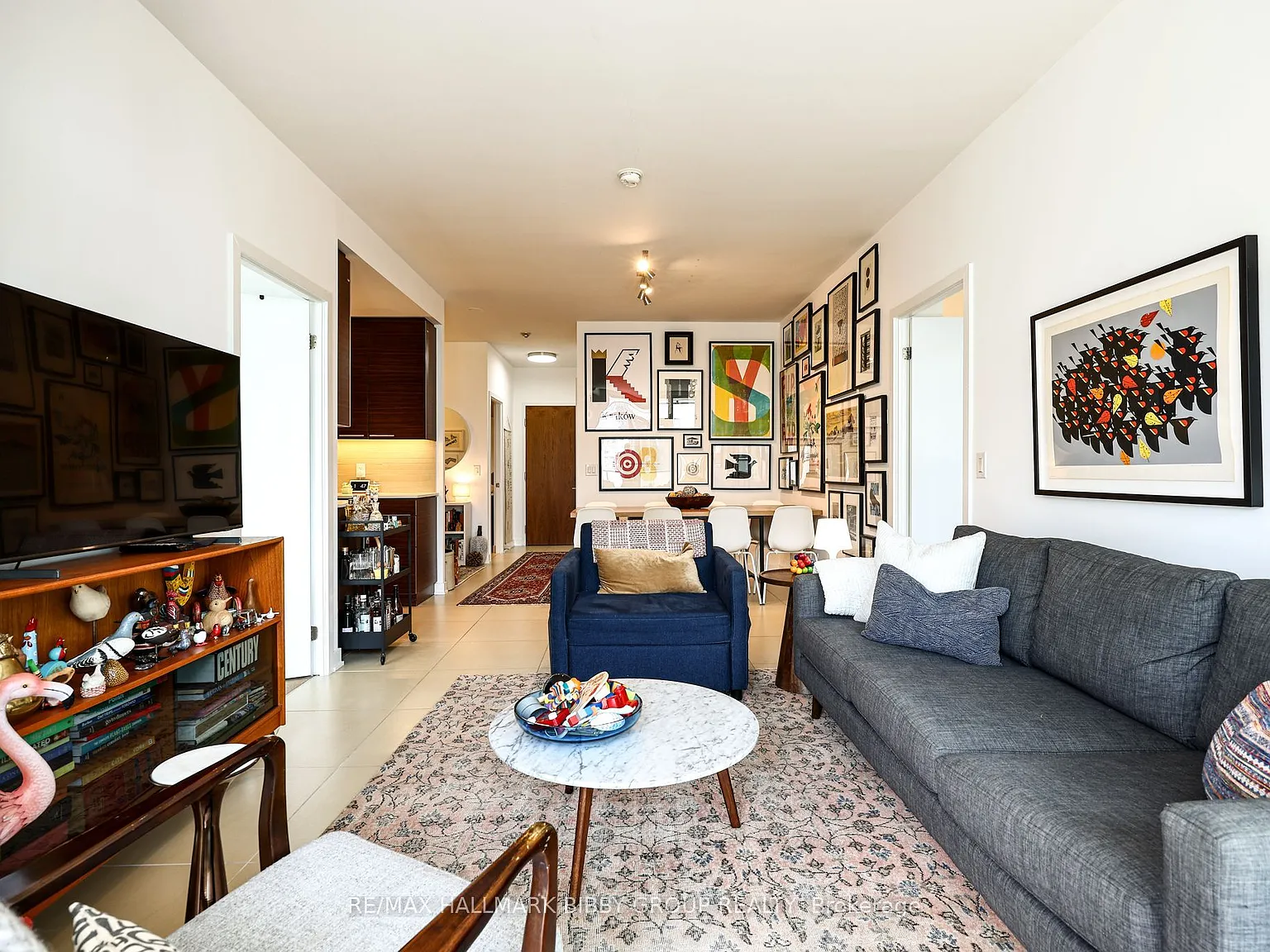 3 bed, $3,995 — Photo 4