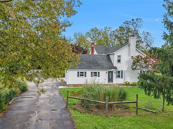 4th image of 2584 Trebein Rd