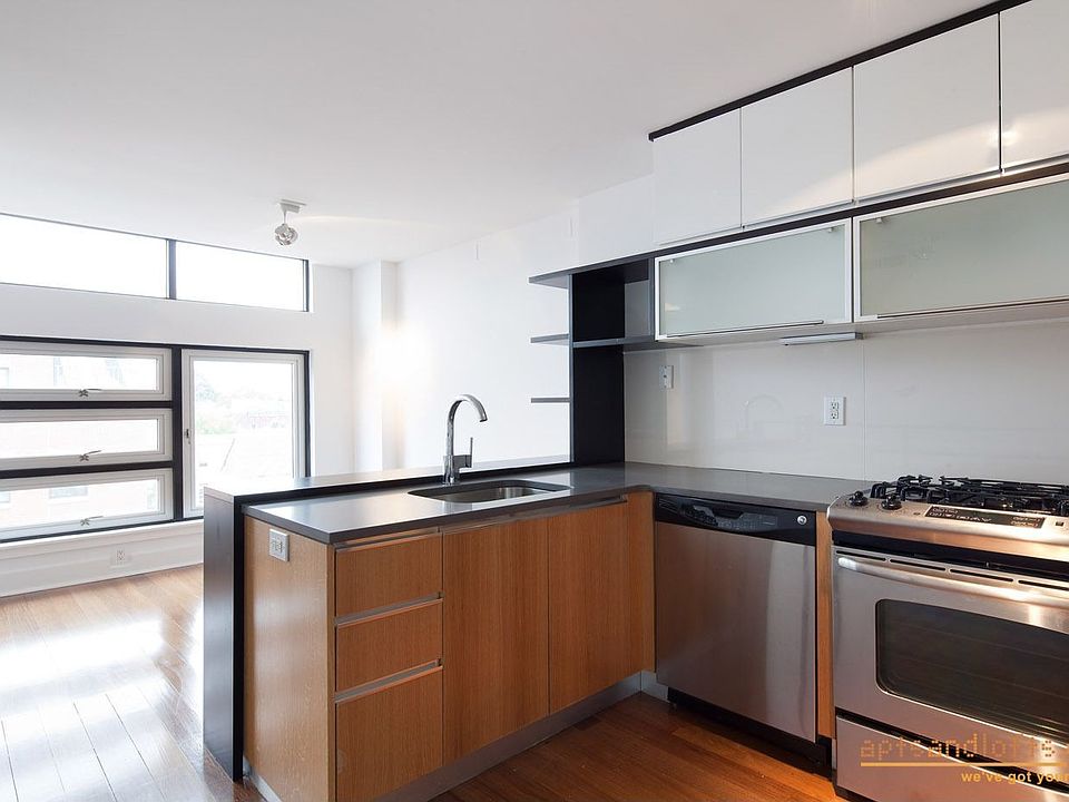149 Huron Kitchen