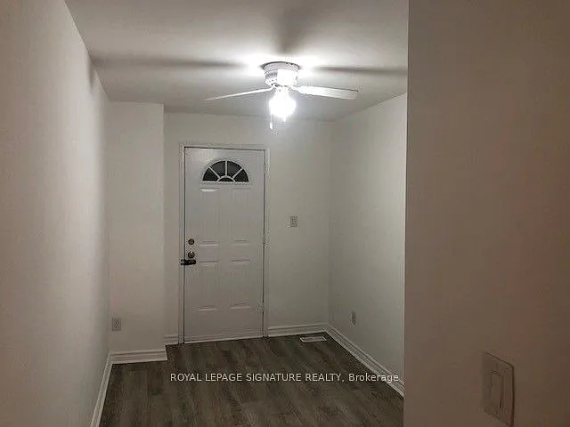 337 A Lakeshore Rd E — Photo 2