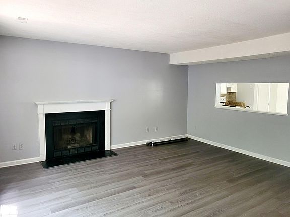 5th image of 5500 E Richland St