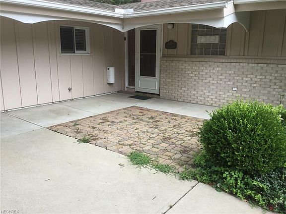 5th image of 540 Edinborough Dr