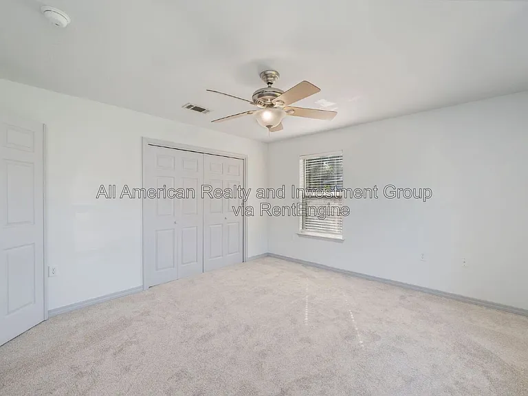 1940 Kadima Cir — Photo 16