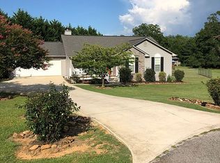 43 Graham Way, Hartwell, GA 30643