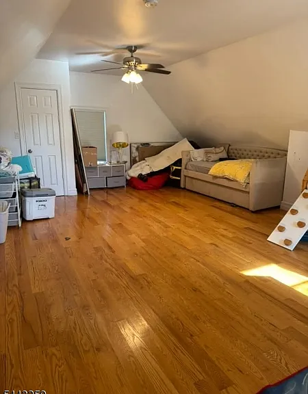 322 Franklin St — Photo 10
