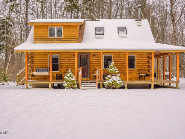 1202 Lovers Lane Rd, Washington, MA 01223