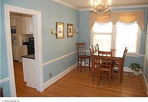 4th image of 5921 Kensington Ave