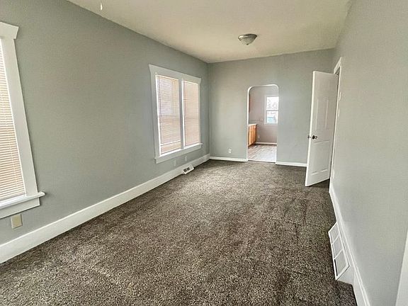 3rd image of 1901 Avenue G