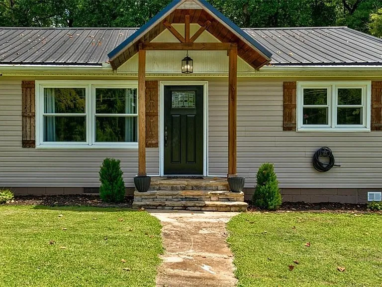 5659 Hiram Douglasville Hwy — Photo 2