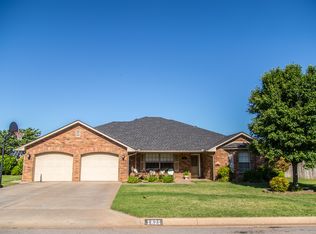 1821 Debra Dr, Weatherford, OK 73096
