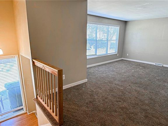 5th image of 14047 Dunbar Ct