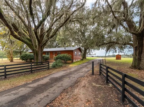 6677 W Highway 318, Reddick, FL 32686