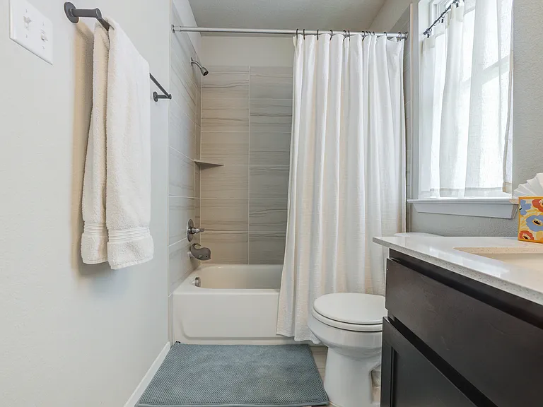 224 Stein Rd — Photo 28