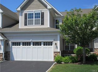 35 Hidden Brook Trl, Bethel, CT 06801