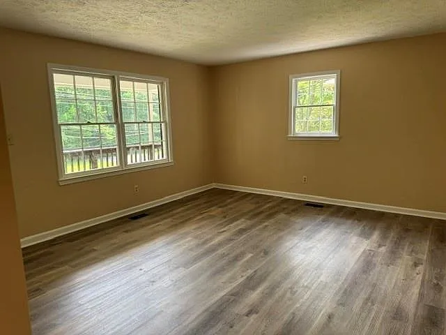 3970 Terrace Dr — Photo 15