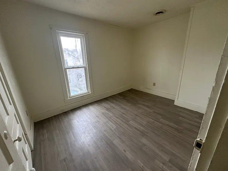 227 King St #3 — Photo 6