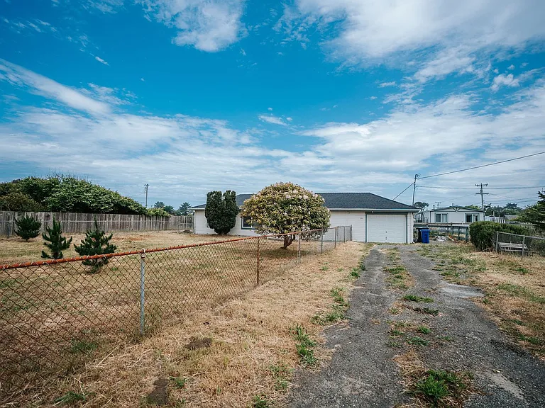 691 School Rd — Photo 25