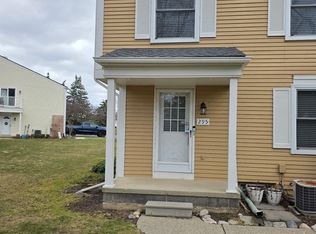 295 Inlet Ct N, Walled Lake, MI 48390