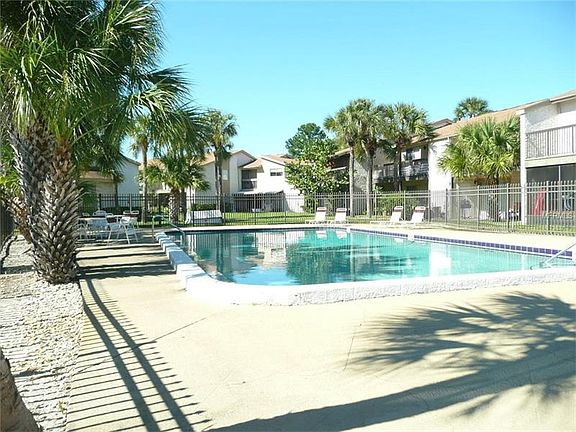 3rd image of 6326 Newtown Cir #26A4