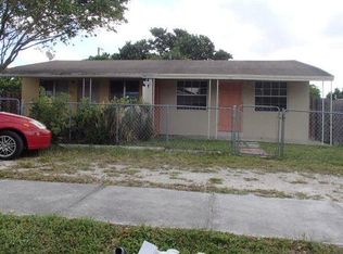 1810 Fern Rd, Plantation, FL 33317