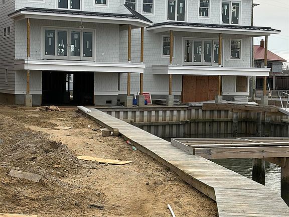 3rd image of 1200 Wilson Dr #1200