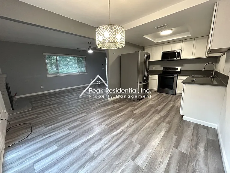 5814 Shadow Creek Dr #1 — Photo 10