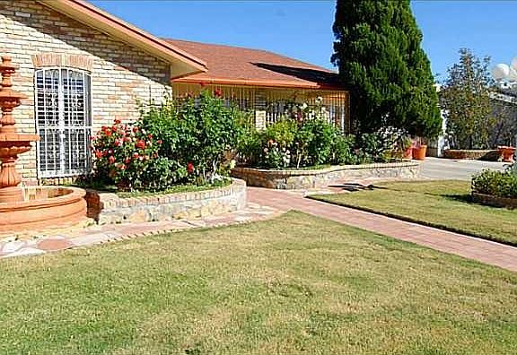 2nd image of 10729 Sombra Verde Dr