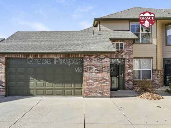 2230 S Vaughn Way APT 202