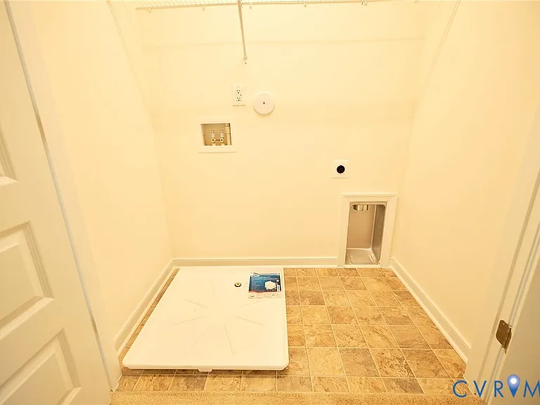 214 Greenpark Rd — Photo 19